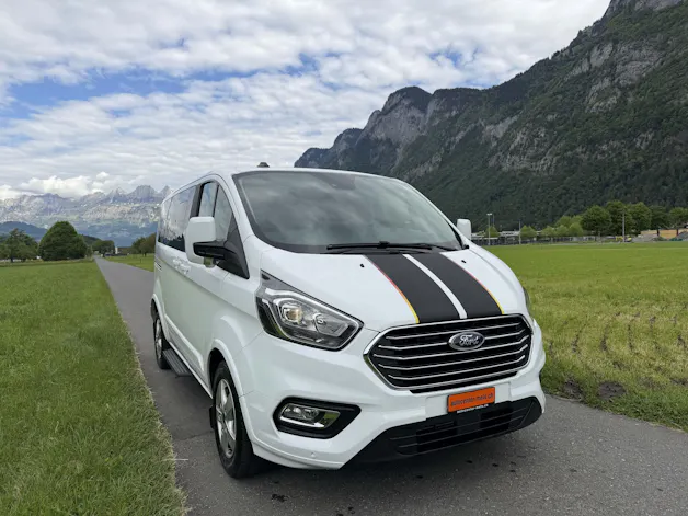 Ford Tourneo Custom 320 L1 2.0 TDCi 185 Titanium