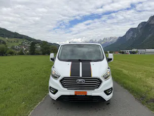Ford Tourneo Custom 320 L1 2.0 TDCi 185 Titanium
