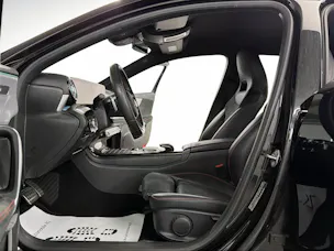 Mercedes-Benz A 200 AMG Line Cosmos Black Metallic 7G-DCT / RF-Kamera / Keyless Go / Leder / Ambientebeleuchtung / Premium-Paket /