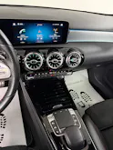 Mercedes-Benz A 200 AMG Line Cosmos Black Metallic 7G-DCT / RF-Kamera / Keyless Go / Leder / Ambientebeleuchtung / Premium-Paket /