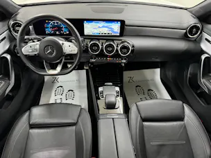 Mercedes-Benz A 180 AMG Line Polarweiss 7G-DCT / 360° Kamera / Panoramadach / Leder / Night Paket /