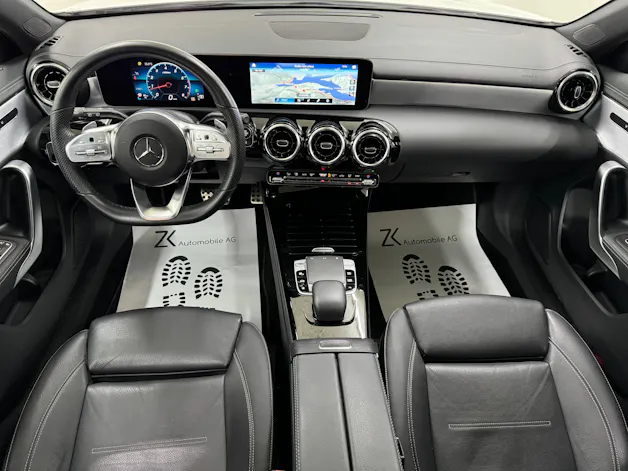 Mercedes-Benz A 180 AMG Line Polarweiss 7G-DCT / 360° Kamera / Panoramadach / Leder / Night Paket /