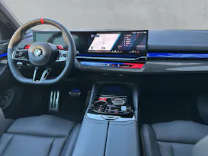BMW M5 xDrive Touring