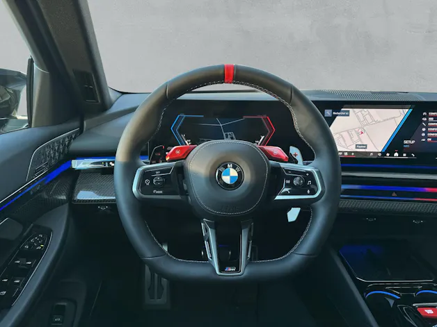 BMW M5 xDrive Touring