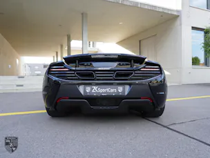McLaren 650S Coupé 3.8 V8 Carbon Black SSG [ P1 Carbon Racing Seat ] [ Carbon Fibre Interior ] [ Alcantara Trim / Contrast Stitching ]