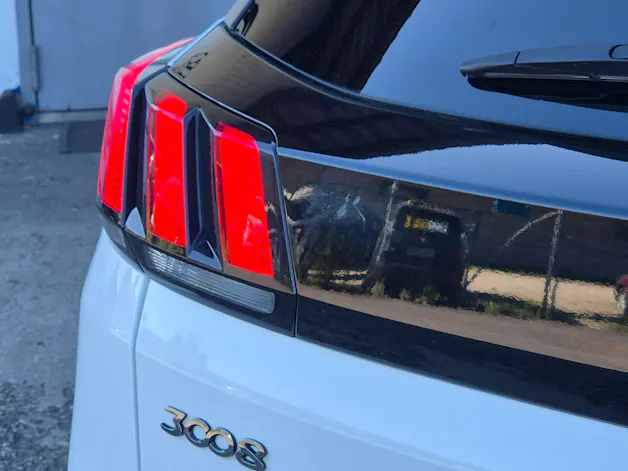 Peugeot 3008 1.6 THP Allure EAT