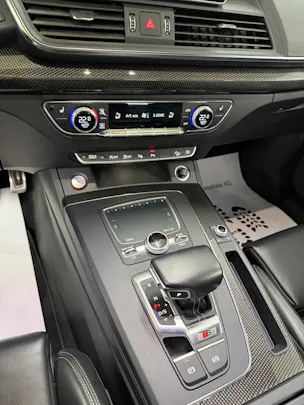 Audi SQ5 3.0 TFSI ABT 426PS Panther Black quattro S-tronic / 360° Kamera / S-Ledersportsitze / Carbon-Paket / Komfortschlüssel /