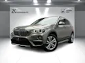 BMW X1 xDrive 25i 231PS PLATIN SILVER xLine Steptronic / Panoramadach / RF-Kamera / Leder / Komfortzugang / Head-Up-Display /