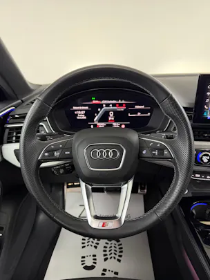 Audi A4 Avant 40 TDI S line Attraction QUANTUMGRAY quattro S-tronic
