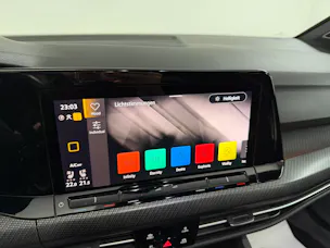 VW Golf Variant 2.0 TSI R-Performance 320PS LAPIZ BLUE DSG 4Motion / RF-Kamera / Leder / Head-Up Display / Keyless / H&K Sound /