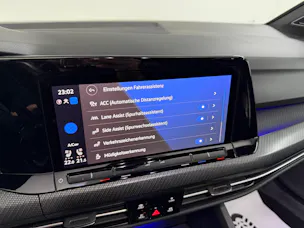 VW Golf Variant 2.0 TSI R-Performance 320PS LAPIZ BLUE DSG 4Motion / RF-Kamera / Leder / Head-Up Display / Keyless / H&K Sound /
