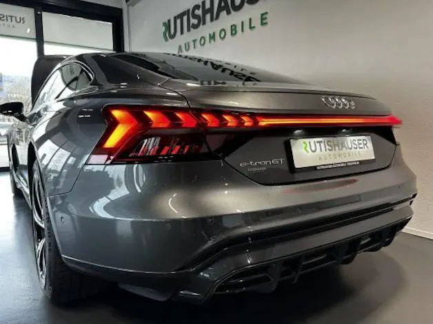 Audi e-tron GT quattro
