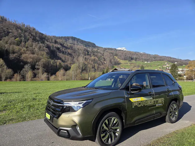 Subaru Forester Station 2.0i e-Boxer Luxury