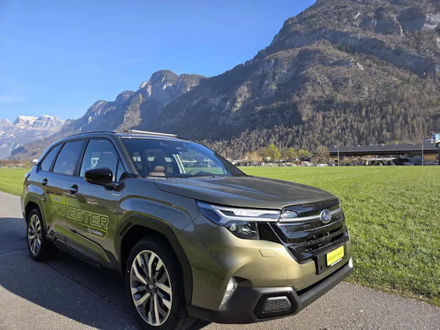 Subaru Forester Station 2.0i e-Boxer Luxury