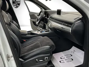 Audi Q7 3.0 TDI S-Line 7 Sit 272 PS Quattro tiptronic