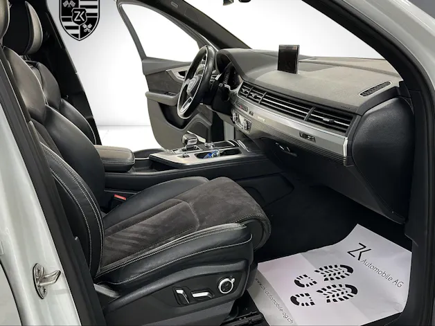 Audi Q7 3.0 TDI S-Line 7 Sit 272 PS Quattro tiptronic