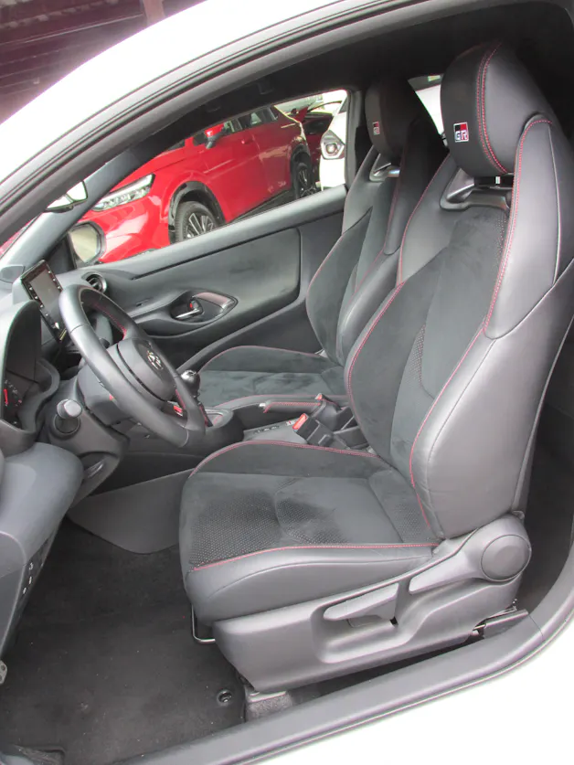 Toyota Yaris 1.6 GR Sport