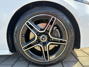 Mercedes-Benz A 220 4MATIC