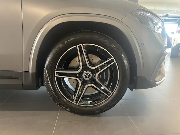 Mercedes-Benz GLA 250 4Matic 8G-DCT Swiss Star