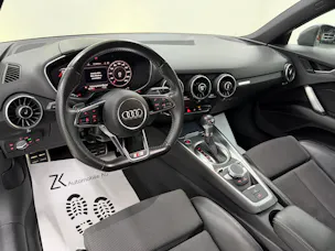 Audi TT Coupé 40 TFSI S-Line Nano Gray Metallic S-tronic | RF-Kamera | virtual cockpit | MMI Plus | LED |