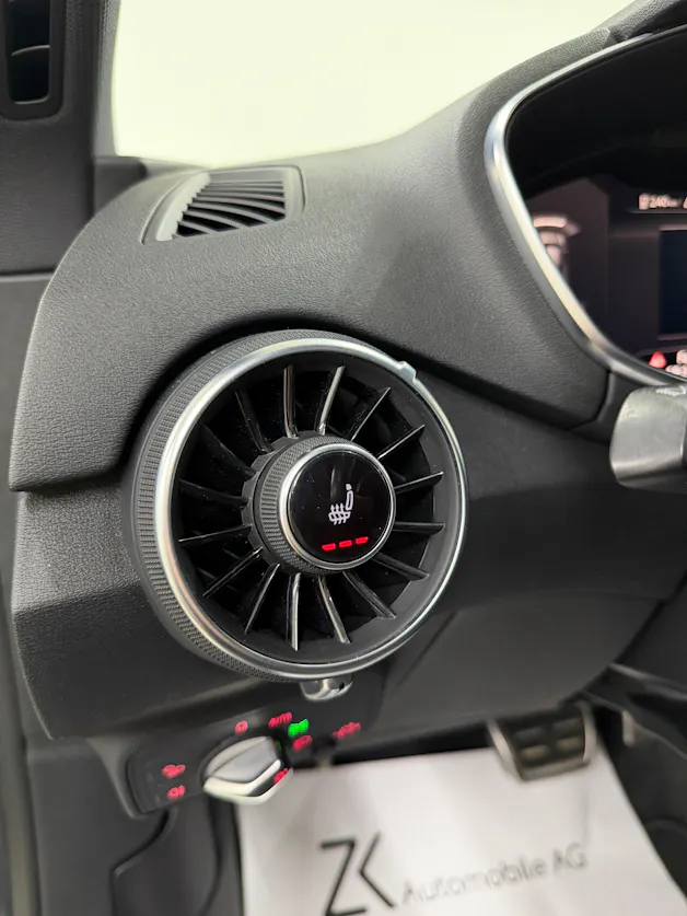 Audi TT Coupé 40 TFSI S-Line Nano Gray Metallic S-tronic | RF-Kamera | virtual cockpit | MMI Plus | LED |