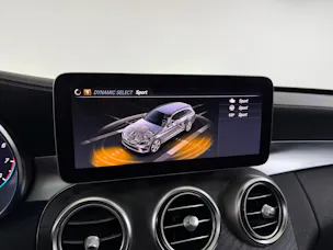 Mercedes-Benz C 200 Swiss Star AMG Line 4M Selenitgrau 9G-Tronic / 360° Kamera / Panoramadach / Leder / Keyless Go /