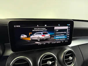 Mercedes-Benz C 200 Swiss Star AMG Line 4M Selenitgrau 9G-Tronic / 360° Kamera / Panoramadach / Leder / Keyless Go /