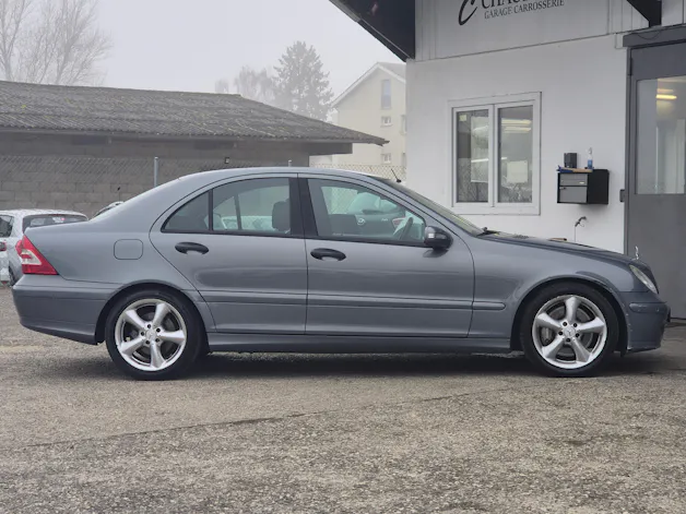 Mercedes-Benz C 200 KOMPRESSOR AVANTGARDE