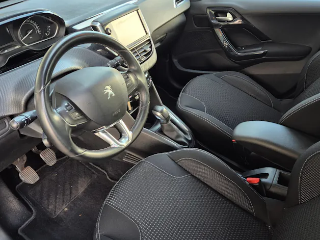 Peugeot 208 1.2 PureTech Allure