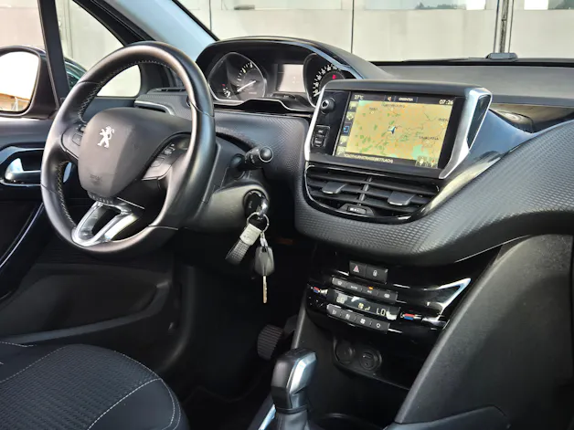 Peugeot 208 1.2 PureTech Allure