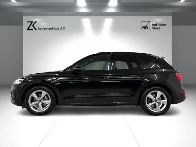 Audi Q5 2.0 TFSI S-Line sport 252PS Midnight Black quattro S-tronic / 360° Kamera / Panoramadach / Komfortschlüssel / LED /