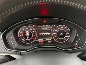 Audi Q5 2.0 TFSI S-Line sport 252PS Midnight Black quattro S-tronic / 360° Kamera / Panoramadach / Komfortschlüssel / LED /