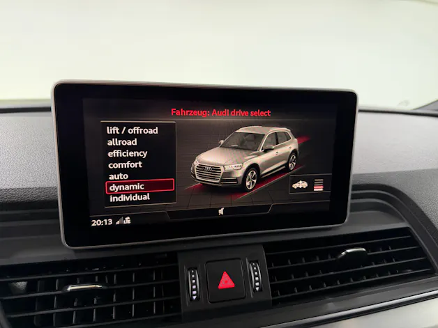 Audi Q5 2.0 TFSI S-Line sport 252PS Midnight Black quattro S-tronic / 360° Kamera / Panoramadach / Komfortschlüssel / LED /