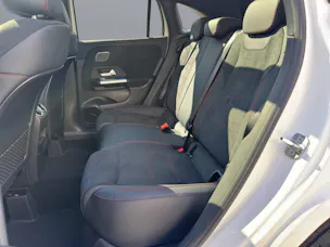 Mercedes-Benz GLA 250 Swiss Star AMG Line 4matic