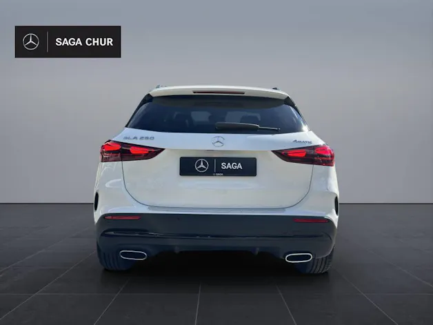 Mercedes-Benz GLA 250 Swiss Star AMG Line 4matic