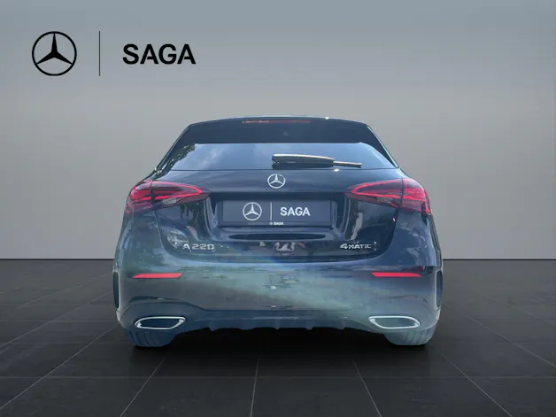 MERCEDES-BENZ A 220 4Matic 8G-DCT