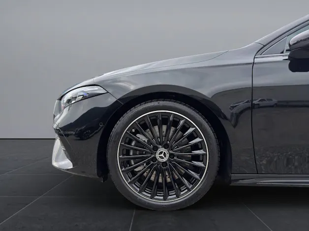 Mercedes-Benz A 250 AMG Line 4m