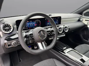Mercedes-Benz A 250 AMG Line 4m