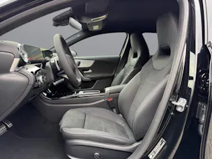Mercedes-Benz A 250 AMG Line 4m