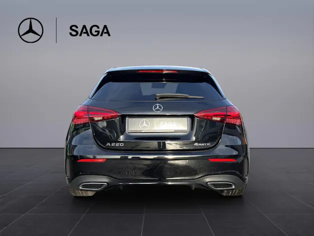 Mercedes-Benz A 220 AMG Line 4matic