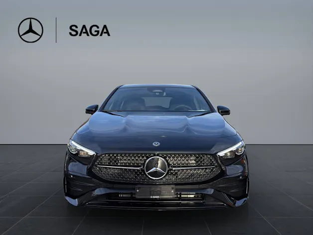 Mercedes-Benz A 220 AMG Line 4matic