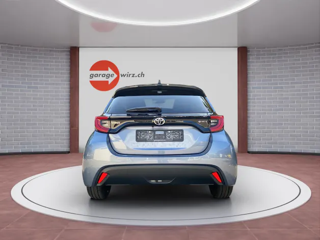 Toyota Yaris 1.5 VVT-i HSD Trend