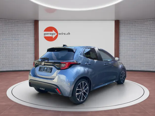 Toyota Yaris 1.5 VVT-i HSD Trend