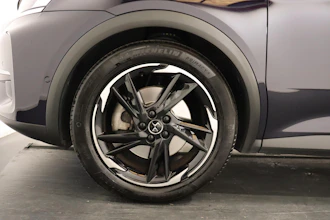 https://vehicle.imgix.net/4397346/1627313e-16c3-4fe9-a332-b39d4239647f.JPG