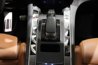 https://vehicle.imgix.net/4397346/b4dd2717-ee31-4596-9ec5-f14504856d0e.JPG