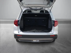https://vehicle.imgix.net/4397386/32e72d85-d746-44f8-b145-8e2c27bb48a7.jpg