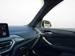https://vehicle.imgix.net/4397390/af6f7387-3b6e-435b-b1bf-195579ebc4fe.jpg