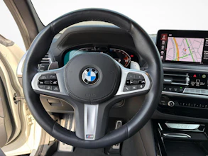 https://vehicle.imgix.net/4397390/f0d78334-9392-4cc0-99e6-08257d4838d2.jpg