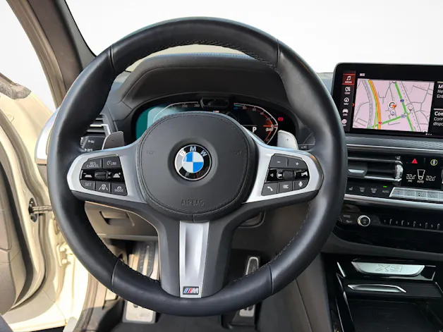 BMW X3 20d xDrive paddles
