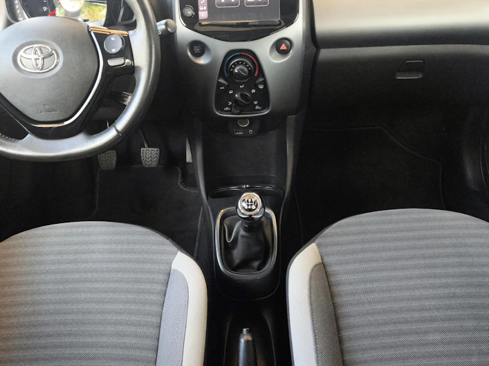 image du véhicule TOYOTA AYGO
